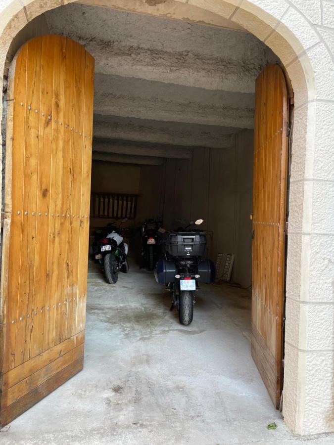 Chambre A Baldaquin Maison De L'Eglise Du Couvent Narbonne Eksteriør billede