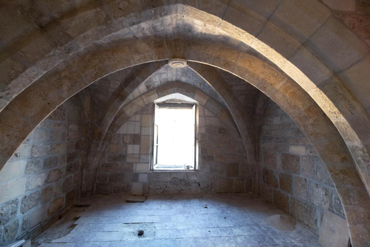Chambre A Baldaquin Maison De L'Eglise Du Couvent Narbonne Eksteriør billede
